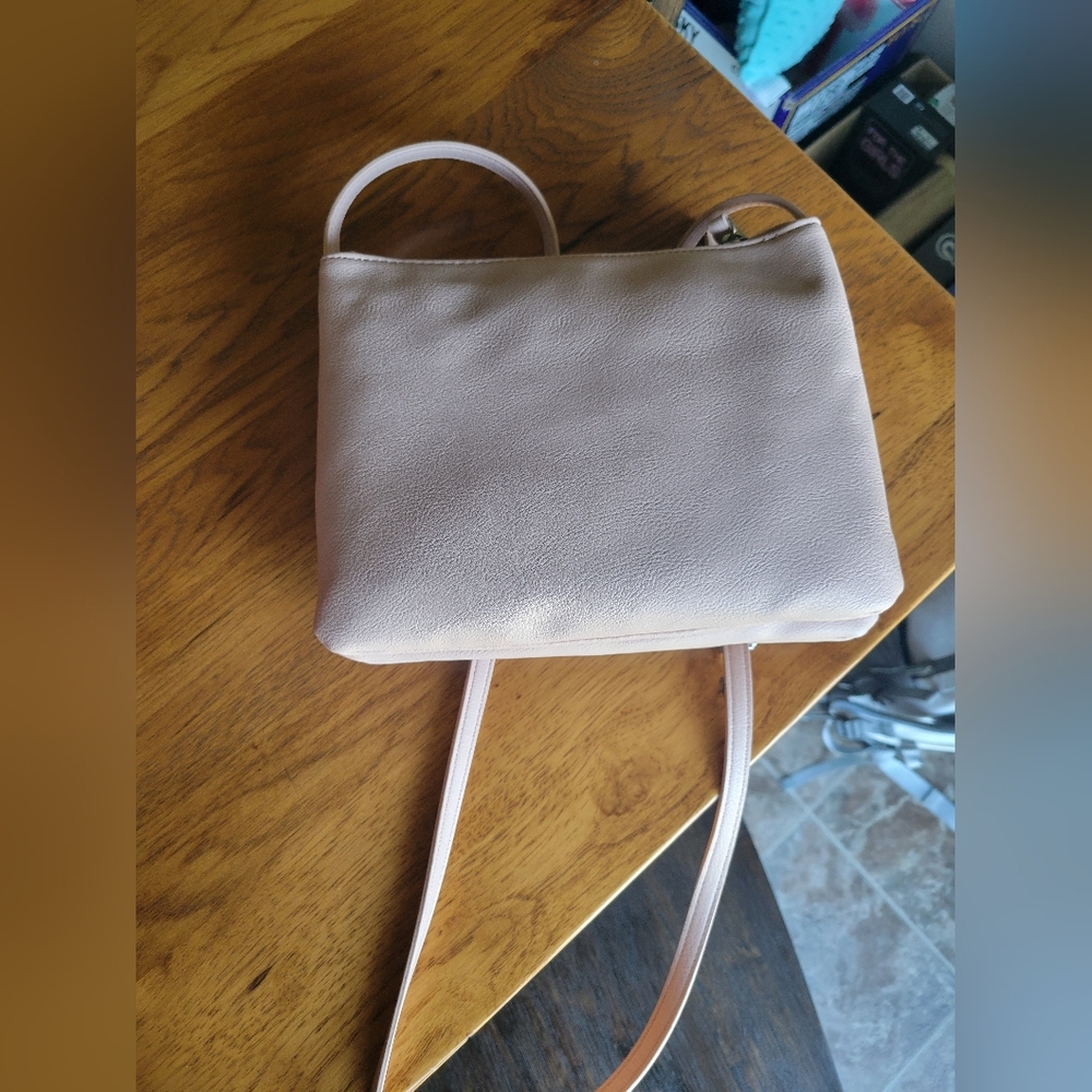 Pink purse - Picture 3 of 9